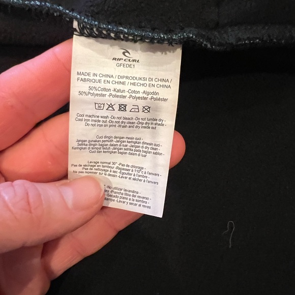 Rip Curl Anti Series Hoodie - Picture 9 of 9